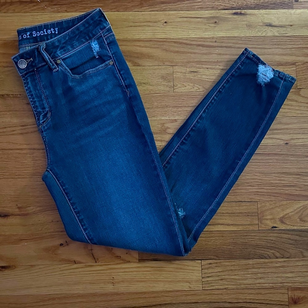 Like New! Articles Of Society Jeans size 28 - Picture 4 of 7
